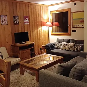 De La Chamoissiere Apartment